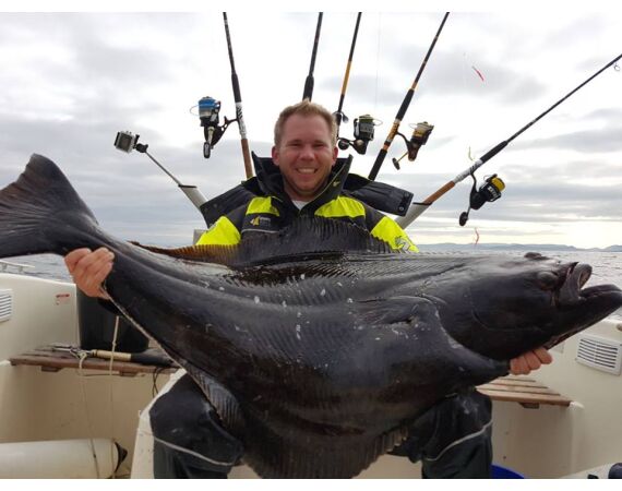 Havoysund cabin boat
