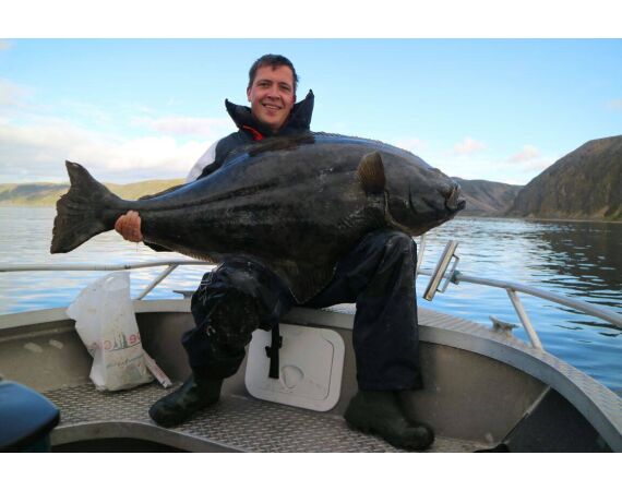 Havoysund cabin boat