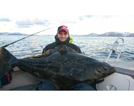Havoysund cabin boat