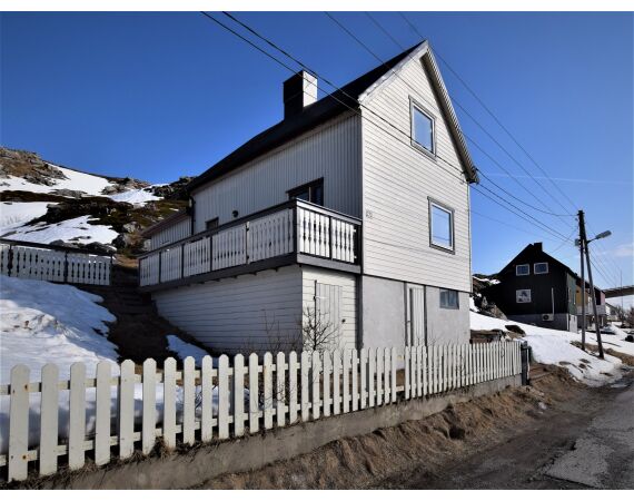 Havoysund cabin boat