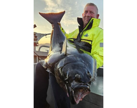 Havoysund cabin boat