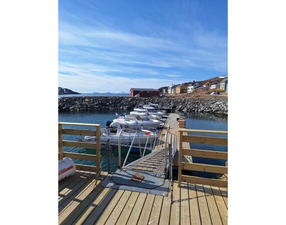 Havoysund cabin boat