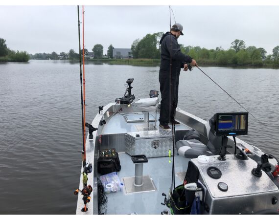 ULTIMATE FISHING EXPERIENCE