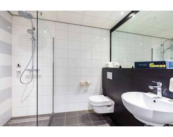 ULTIMATE FISHING EXPERIENCE