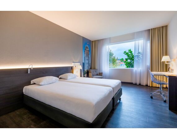 ULTIMATE FISHING EXPERIENCE