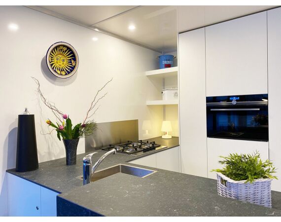 ULTIMATE FISHING EXPERIENCE