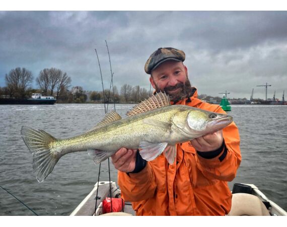 ULTIMATE FISHING EXPERIENCE