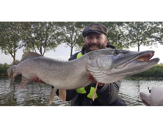 ULTIMATE FISHING EXPERIENCE