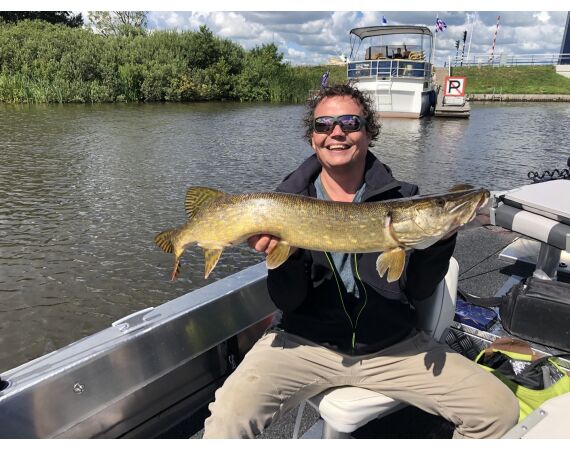 ULTIMATE FISHING EXPERIENCE