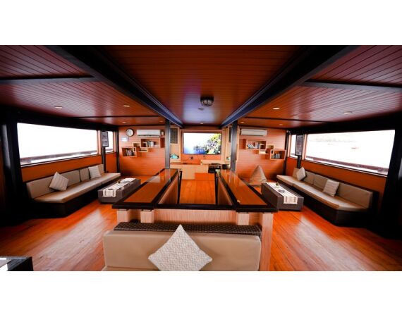 Indonesia Live aboard