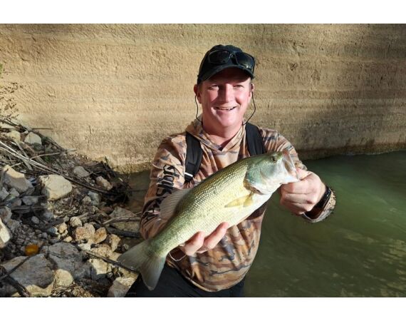 Spanish bellyboat Black Bass