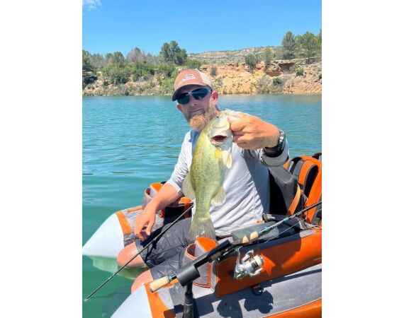 Spanish bellyboat Black Bass